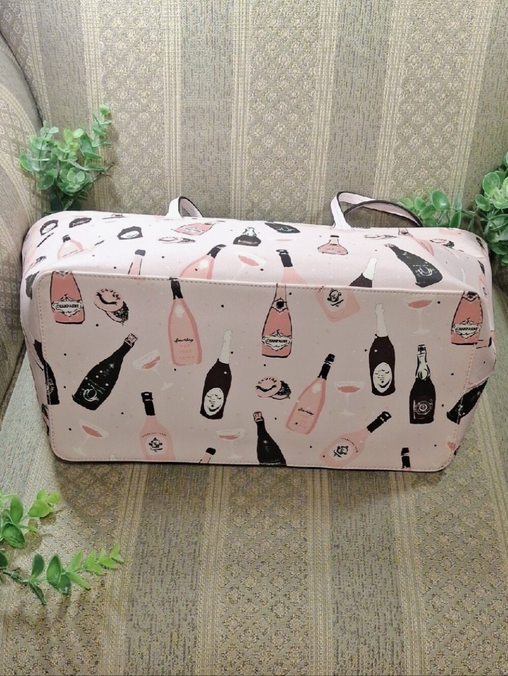 Kate Spade Shore Street Margareta Champagne Tote - Picture 7 of 16